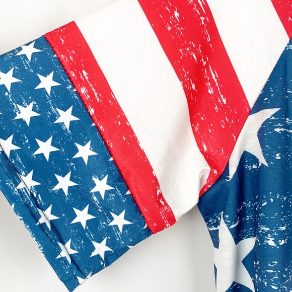 NWOT For G and PL American Flag Twist Knot Short Sleeve Top--Large - Picture 11 of 15